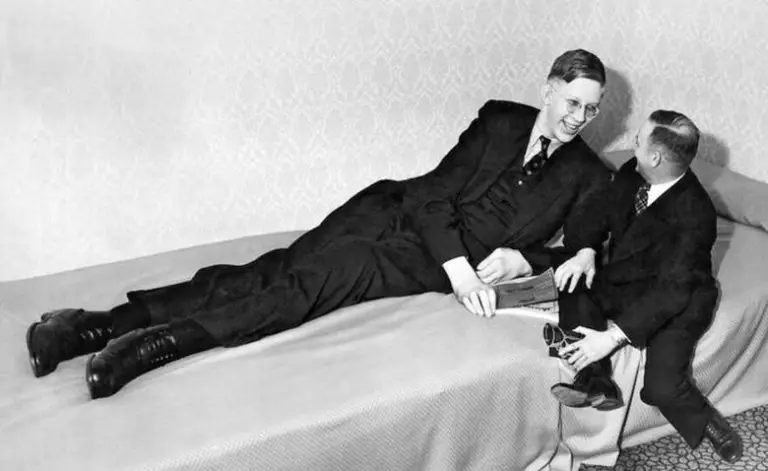 Dünyanın En Uzun İnsanı Robert Wadlow Neden Bu Kadar Uzadı